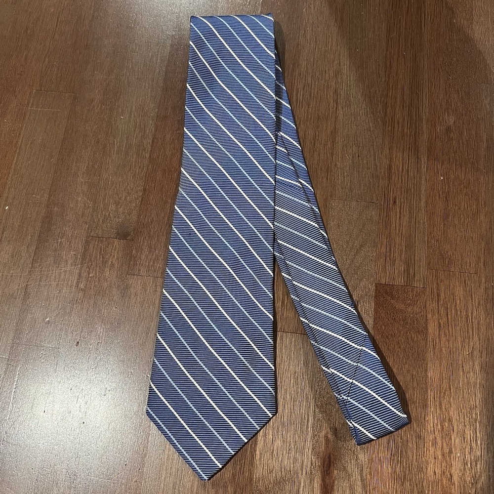 Brooks Brothers Makers All Silk Stripe Tie Blue White